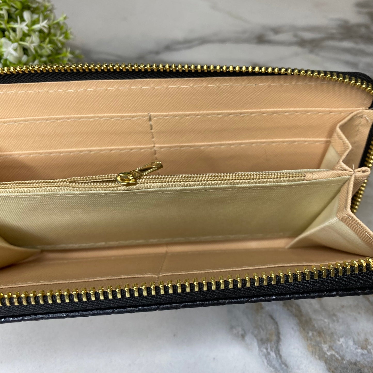 Wallet - Faux Leather - Woven